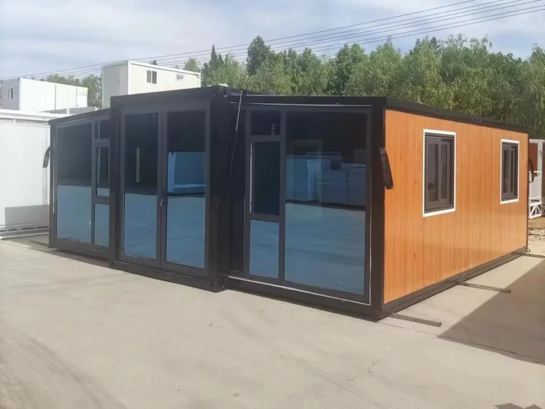 Modern Look Foldable Container House 2026 New Appearance Smooth Surface Prefab Home Fashion Design Urban Living Studio Office