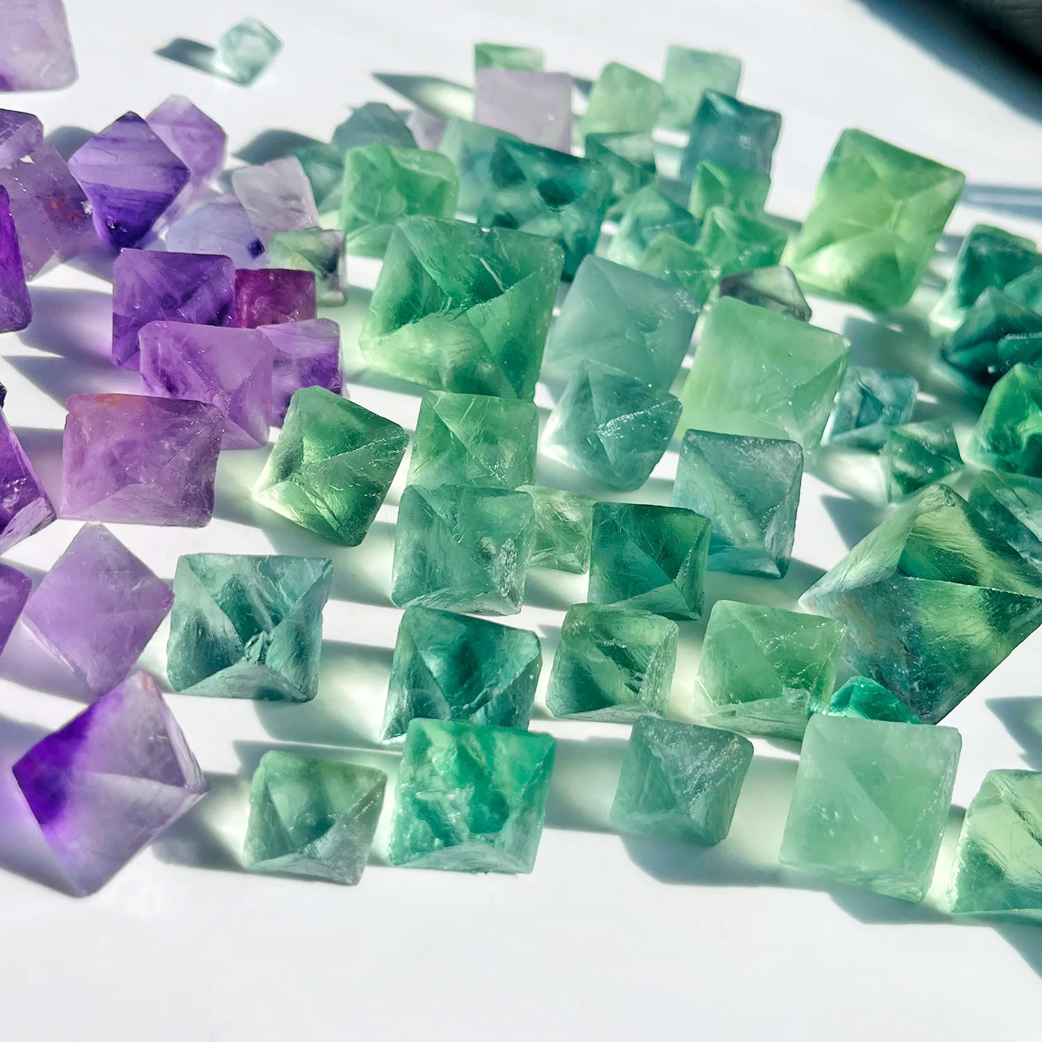 25g/50g/100g Natural Fluorite Octahedron, Crystal Colored Fluorite, Healing Stones, Natural Bulk Fluorite Chunks, DIY Gemstones