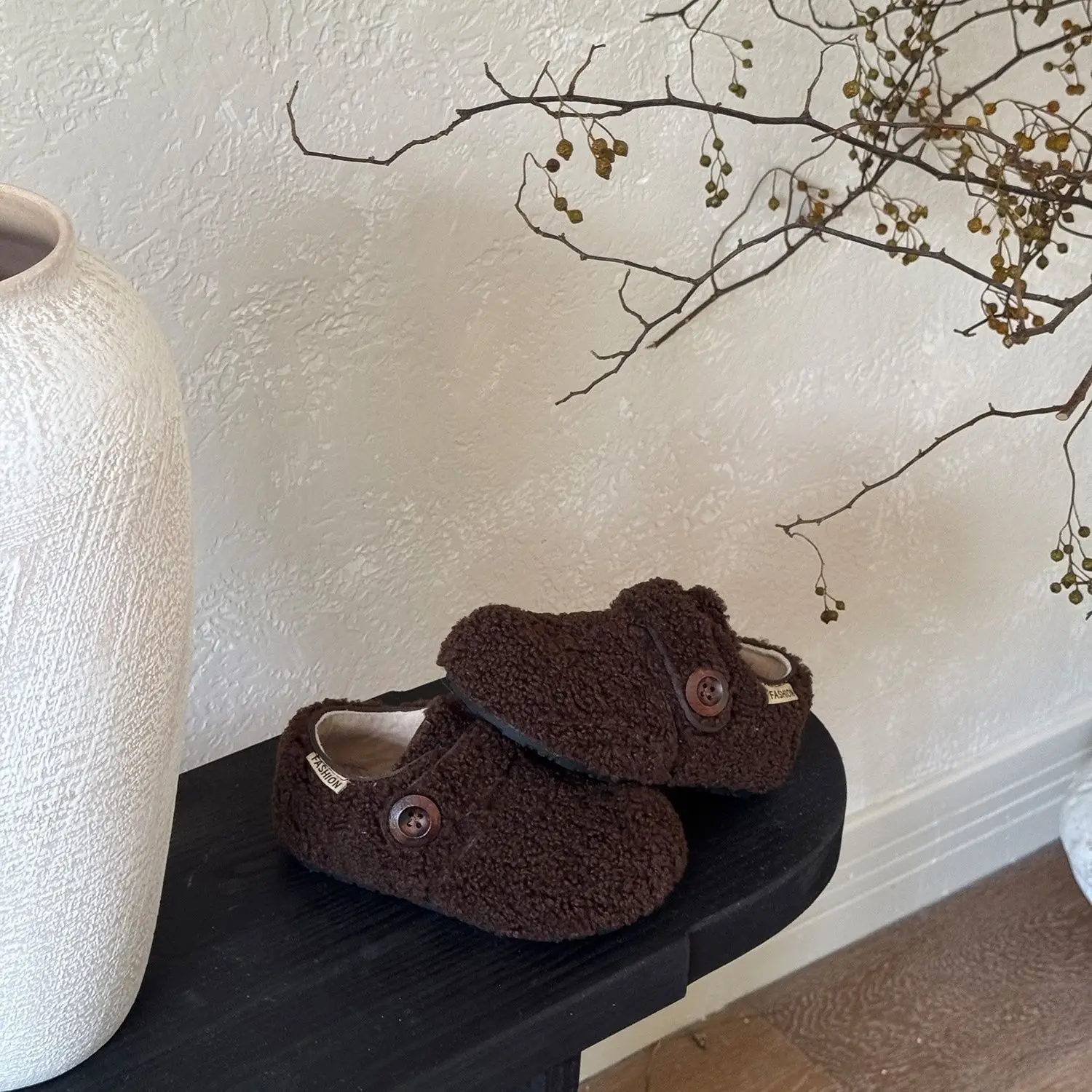 

Детская меховая теплая обувь в корейском стиле, зима 2026, модная обувь на мягкой хлопковой подкладке с ремешком на липучке для девочек и мальчиков