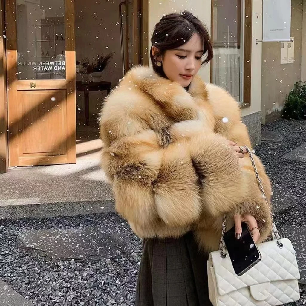 New winter high-end Jindao Fox King fur coat, winter warm whole leather genuine fur round neck women's short style