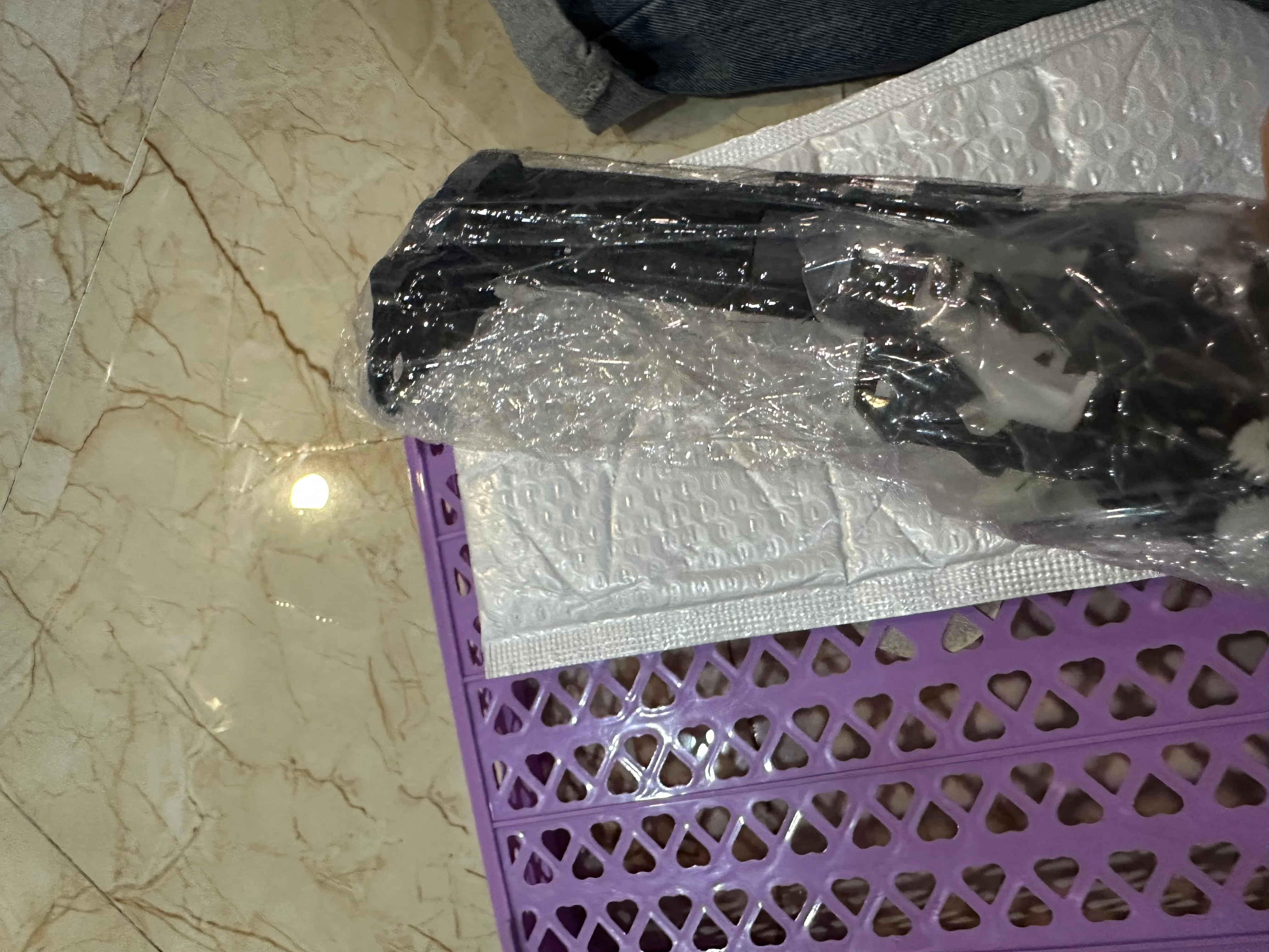 

Ролик захвата в сборе для бака HP 310 410 5810