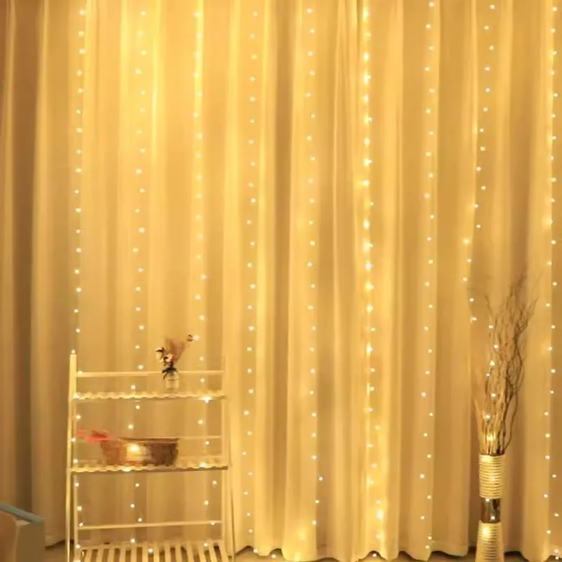 Guirlande lumineuse en fil de cuivre avec USB et télécommande, parfaite pour les mariages de Noël et la décoration de la pièce avec rideaux lumineux féeriques