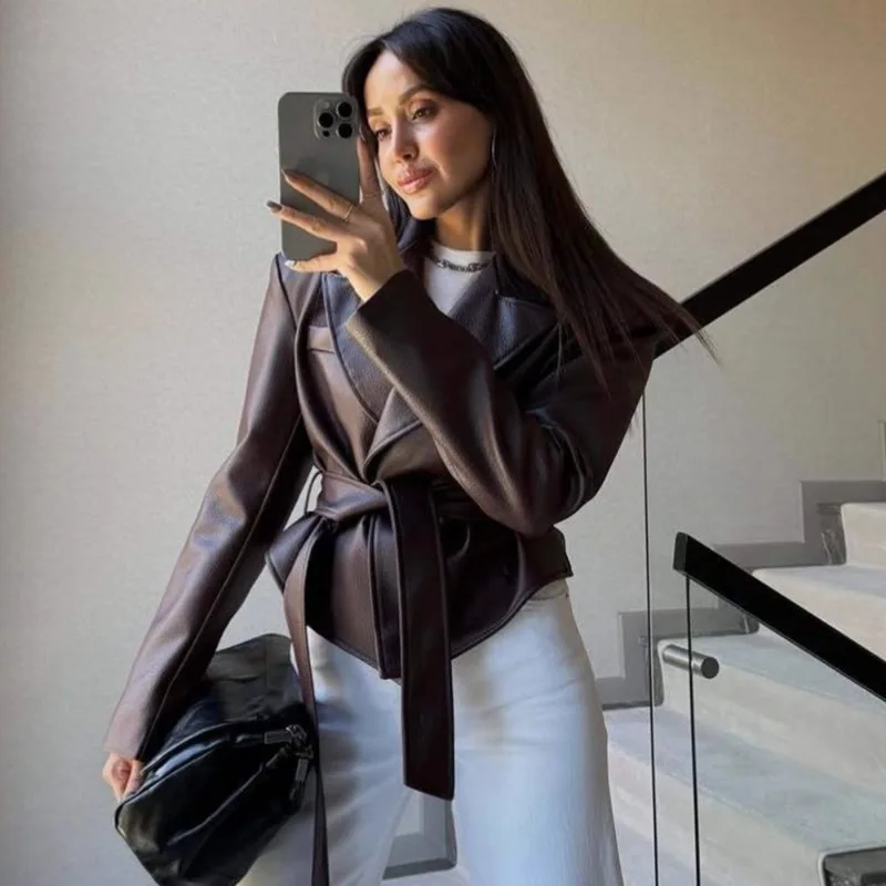 เสื้อแจ็คเก็ตหนังผู้หญิงสไตล์วินเทจ Talenza พร้อมเข็มขัด ดีไซน์ผูกเชือก ปกเสื้อแบบลาペル แขนยาว ทรงสั้น รุ่นปี 2025 เสื้อคลุมสำหรับผู้หญิง สไตล์ Y2k แฟชั่นแนวสตรีท