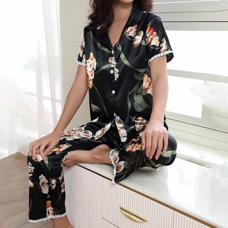 

Женская пижама с принтом бабочки вишни, Атласный пижамный комплект с коротким рукавом, топ на пуговицах и брюки с эластичным поясом, одежда для сна и домашняя одежда