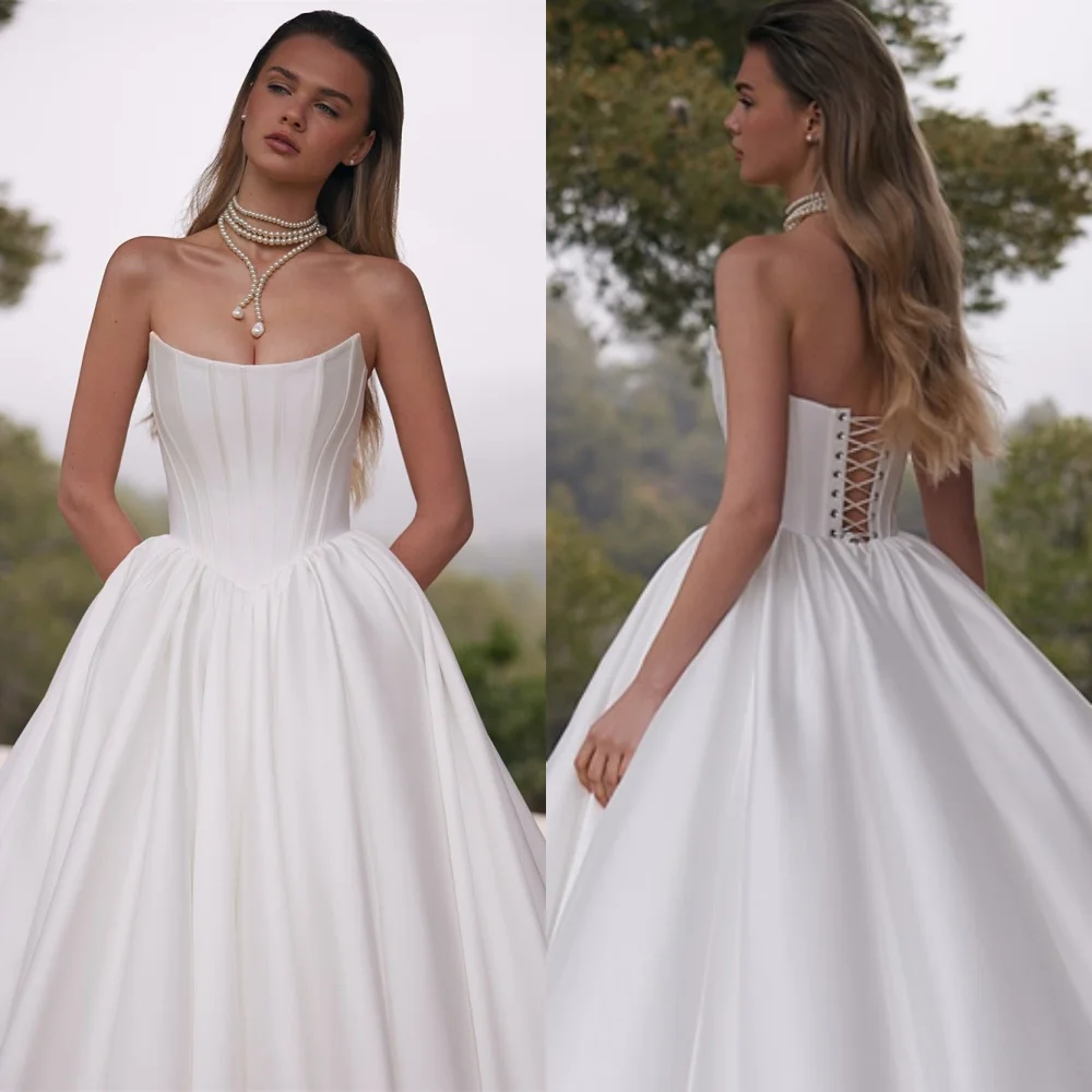 

Customized Classic Satin Wedding Dresses Dreamy Strapless Sleeveless Heavy Industry Wedding Dresses Lace Up Back Bride Gowns