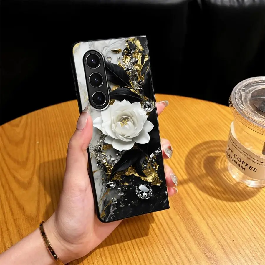 Gold Floral Phone Cover Case for Samsung Galaxy Z Fold 8 Ultra ZFold7 ZFold6 ZFold4 ZFold5 ZFold3 Z Fold 7 6 5 4 3
