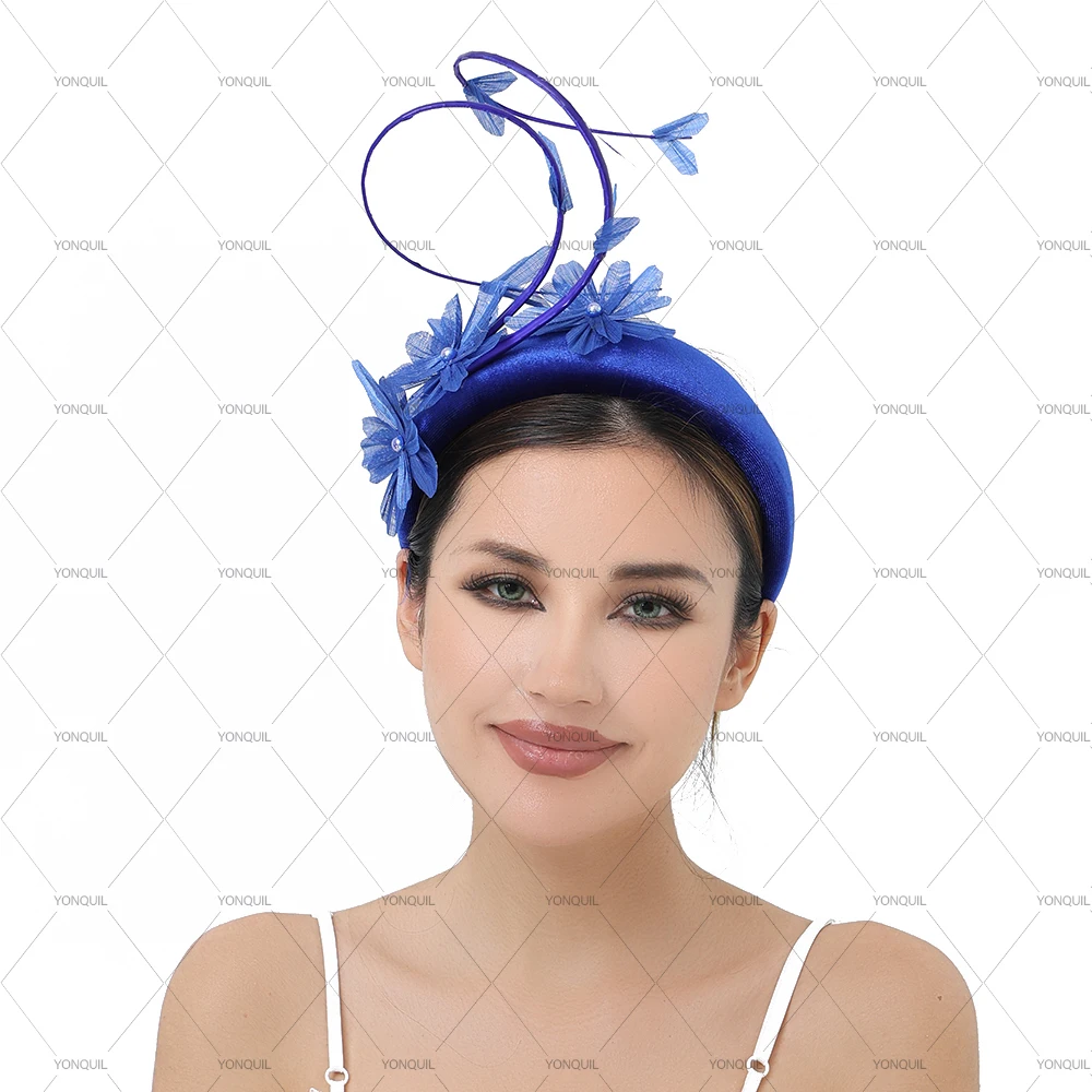 قبعة أنيقة من حرير اللافندر والكتان مع زهرة ديربي صفراء بحافة كبيرة للكنيسة وحفلات الزفاف للسيدات