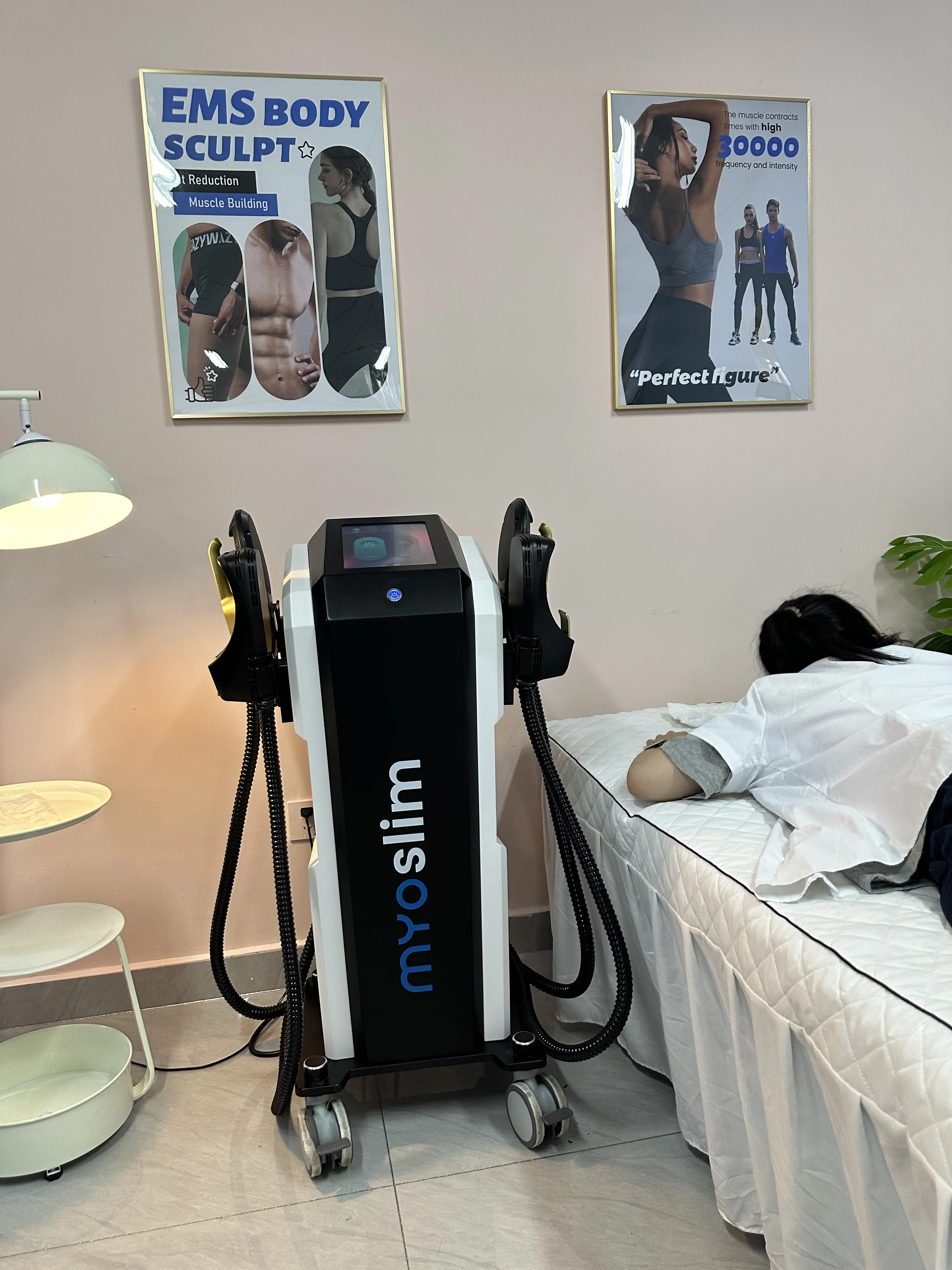 

EMS HIEMT Body Sculpt Machine Fat Burning Muscle Building Pelvic Trainer Abdomen Butt Lift Slimming Body Contouring Device