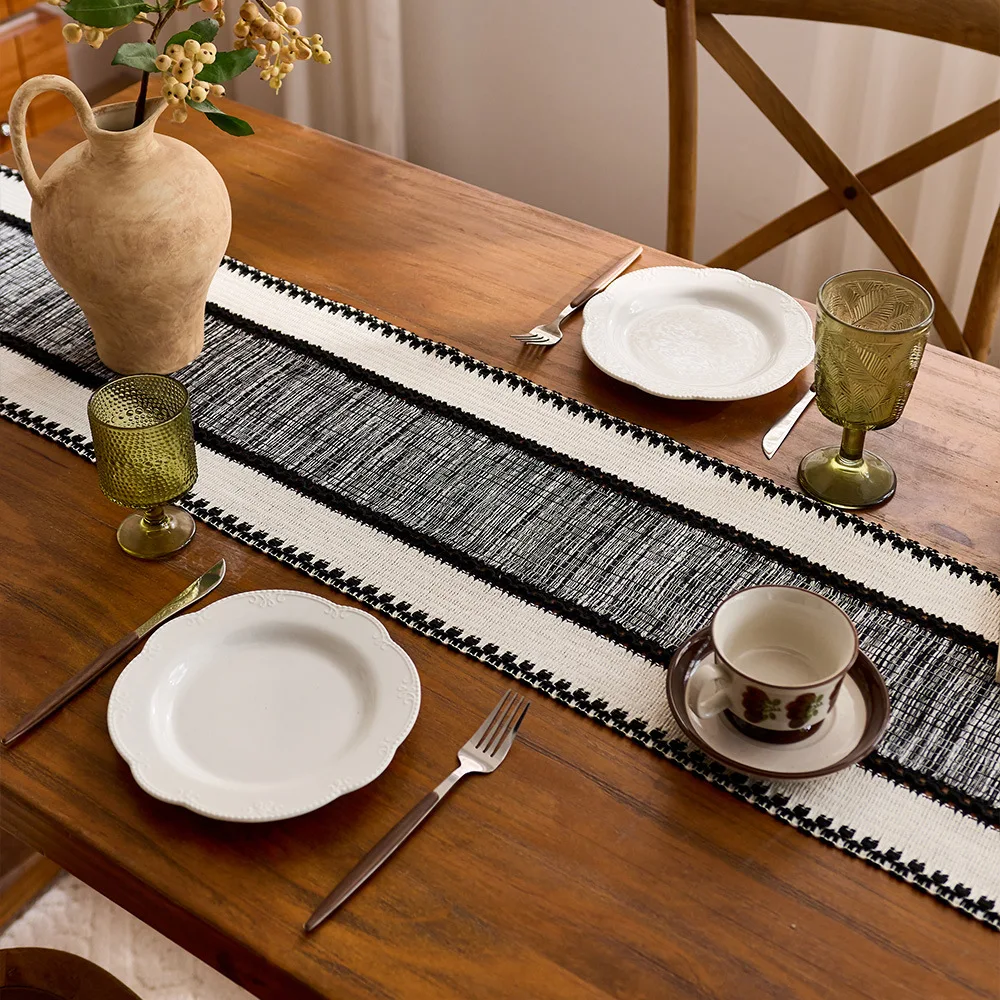 New Multi-Color Table Runner Nordic Hollow Tassel Tablecloth Table Decoration Home Coffee Table Shoe Cabinet Cover Towel