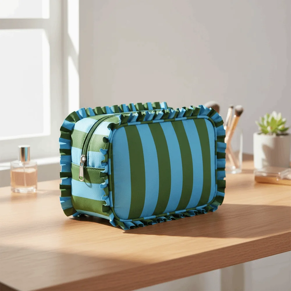 Ruffle Decoration Striped Cosmetic Bag Oxford Colorful Women's Makeup Case Large Capacity Zip Top Travel Zipper Pouch Travel Use