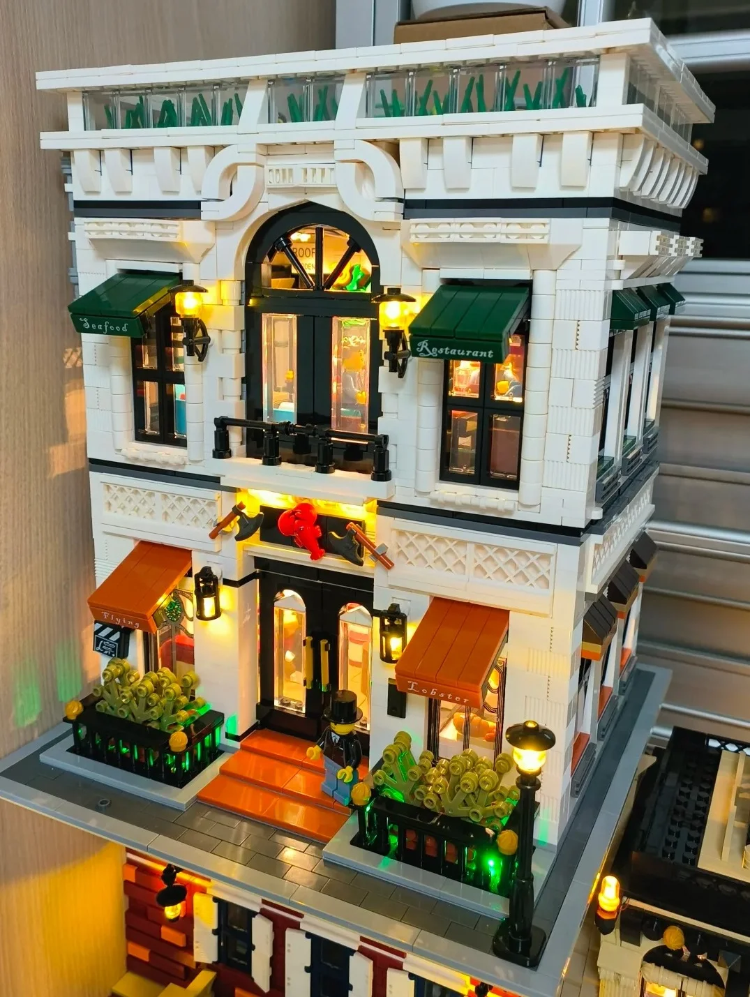 シーフードレストランモデルビルディングブロック MOC 10203 フライングロブスターモジュラーアーキテクチャパブレンガアイデアおもちゃギフトキッズボーイズガールズ