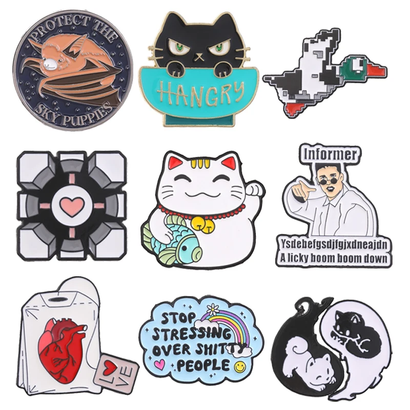 Weighted Companion Cube Game Badge Cute Black Cat Anatomical Heart Anime Turbo Granny Cat Cartoon Enamel Pins Jewelry Gifts ﻿