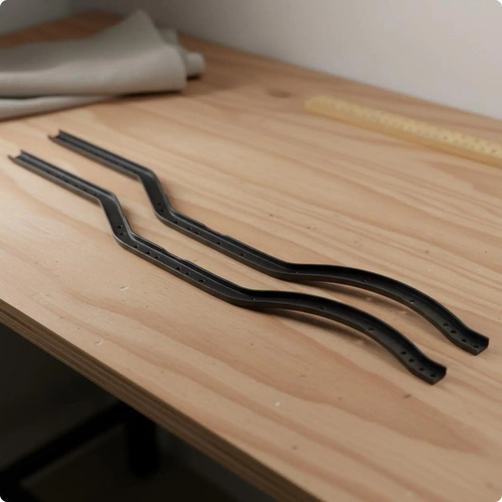 RC Chassis Rail Set Metal Chassis Rail Set Black for All-Terrain Crawling