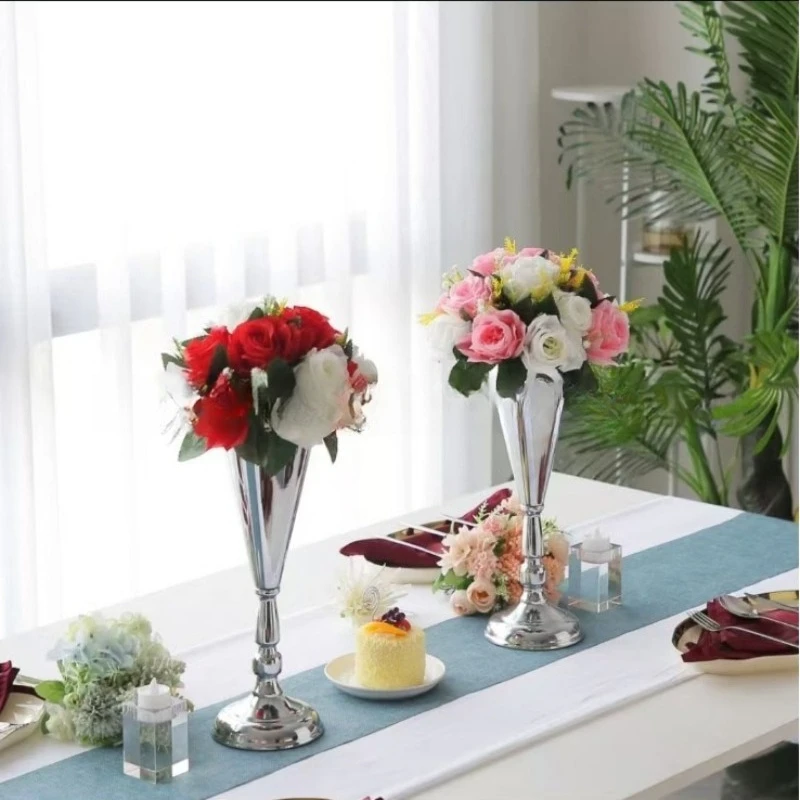 

Iron art road lead electroplated gold flower ware wedding flower stand dining table dried flower arrangement vase
