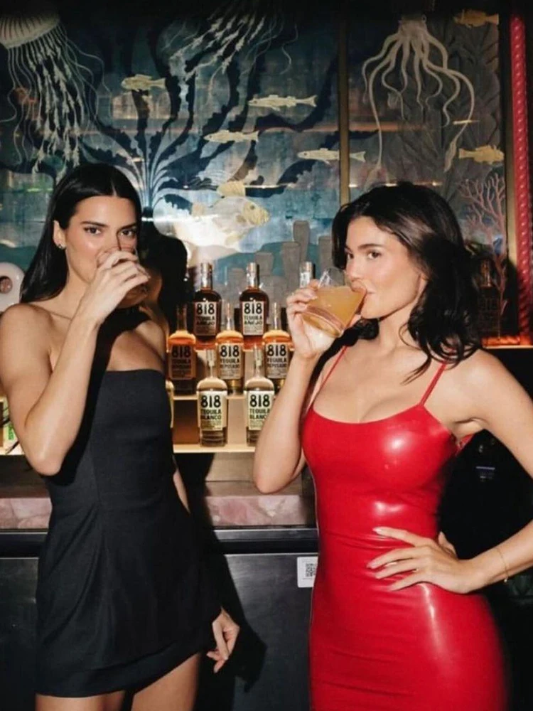 Insglas Simple Hottie Faux Leather Dress Women Low-Neck Skinny Sleeveless Backless Sexy Midnight Coquette Classic Mini Bodycon