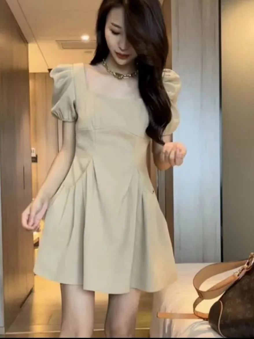 

New Summer Dress Royal Sister Square Neck Bubble Sleeve Hot Girl Pleated Dress Women's Temperament Short Waist Closed 6UTQ