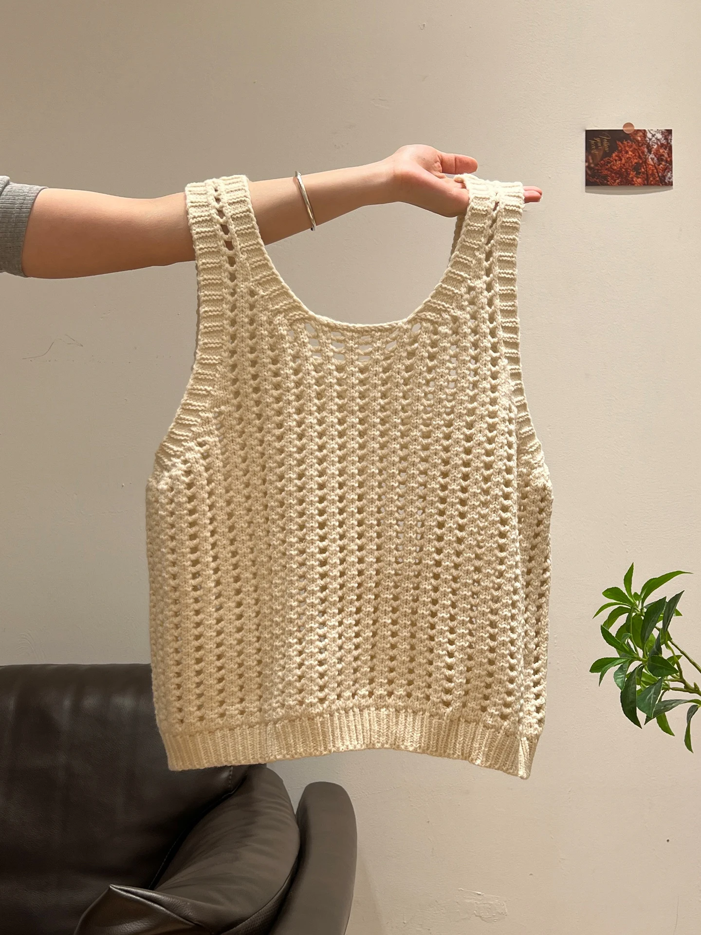 

Milk White Design Sense Hollow out Svel Knitted Vest Women's Spring Gentle Wind oulder Top Outerwear Casual Sle