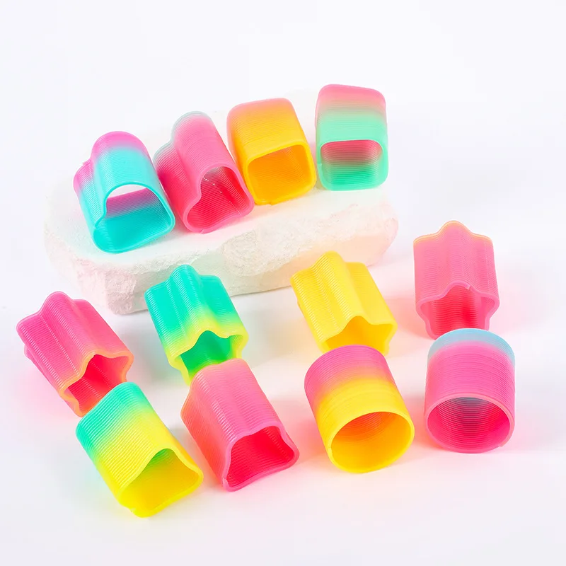 10/20/30/50 Stück Regenbogen-Ring Alien-Federring Liebes-Diamant-Elastikring Kinder-Puzzle Frühpädagogisches Spielzeug Stressabbau – Detail 2
