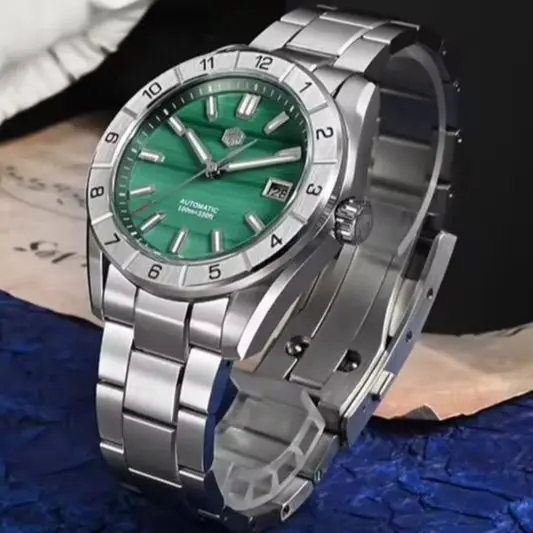 San Martin Men Automatic Watch 42mm Mechanical Wristwatch Diver 10Bar Waterproof Luminous Sapphire NH35 Peacock Gemstone Dial
