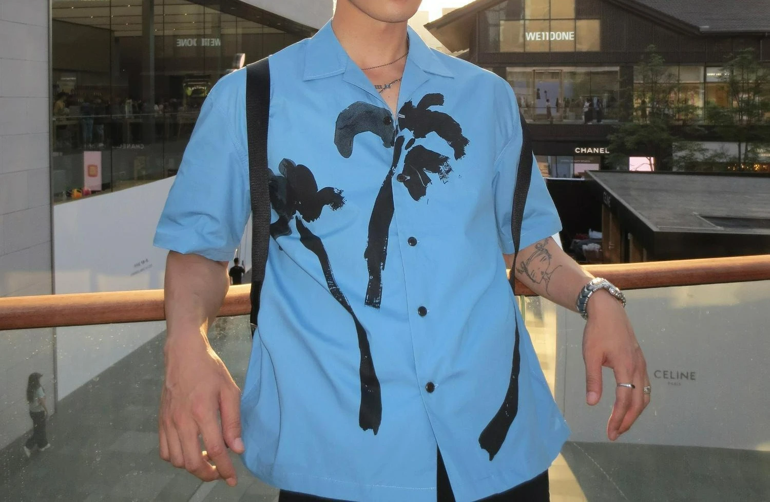 

2026 Summer New Original Print Vacation Style Shirt Fashionable Blue Short-sleeved Shirt Men