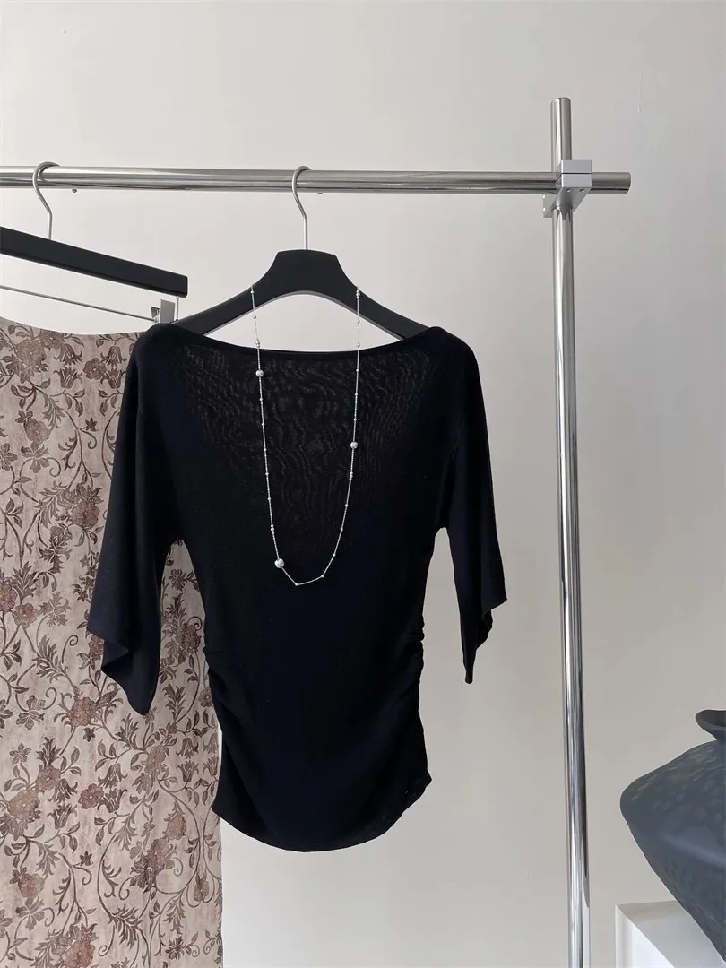 Fotografia 5: Blusa Feminina Elegante de Tricô com Um Ombro Só, Manga Romântica, Sofisticada e Chique, Estilo Casual e Moderno