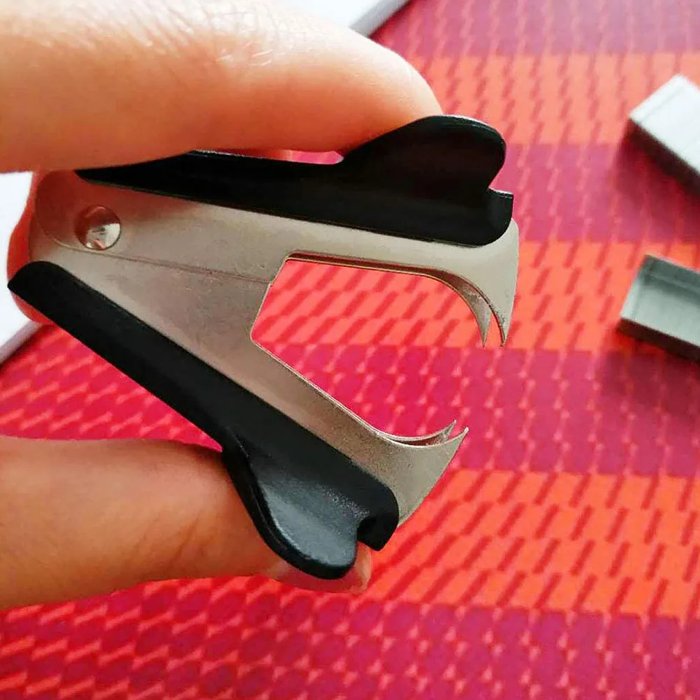 

3pcs Staples Remover Plastic Quiet Office School Supplies Black Aluminum Puller Tool Nail remover Desktop