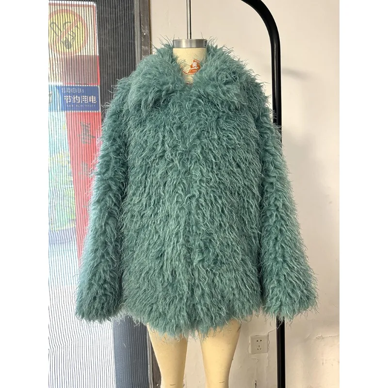 A Plain-colored Elegant Stylish Plush Coat. Faux Fur Eco-friendly Fur Top for Women Oversise New Winter Fashion Versatile Outfit