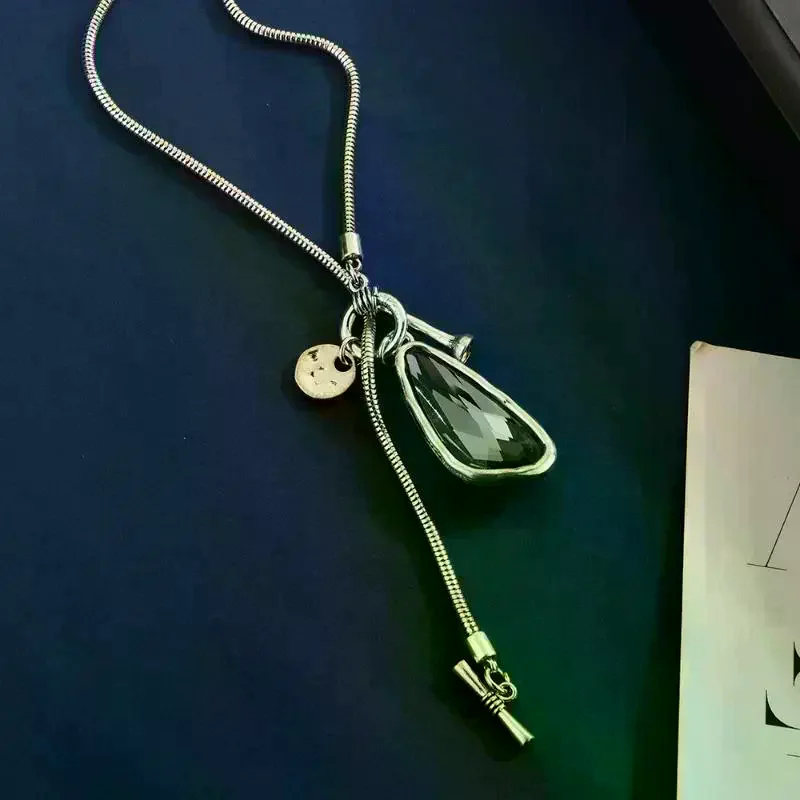 جديد طويل قلادة الإناث الشتاء سترة سلسلة غير النظامية كريستال قلادة جالبة للحظ المختنق قلادة للنساء هدايا أنيقة