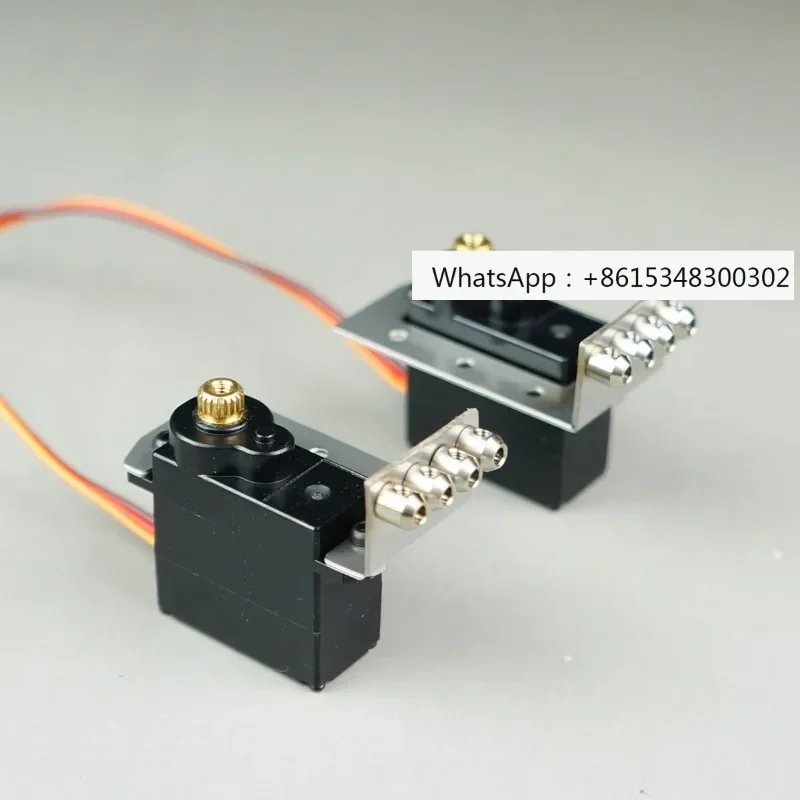 

Model Tiangong 1/14 trailer mud head with lock differential cable servo seat 2-in-1 vertical placement