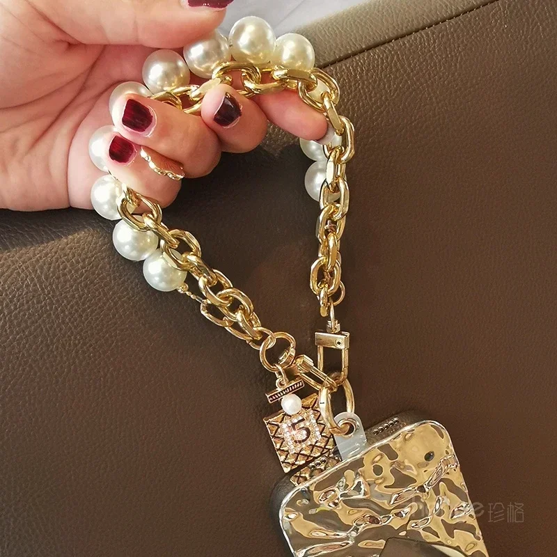 Mobile Phone Lanyard No. 5 Hanging Tag Pearl Double Chain Short Wrist Strap Women's Handmade Pearl Chain Clip Universal Strap