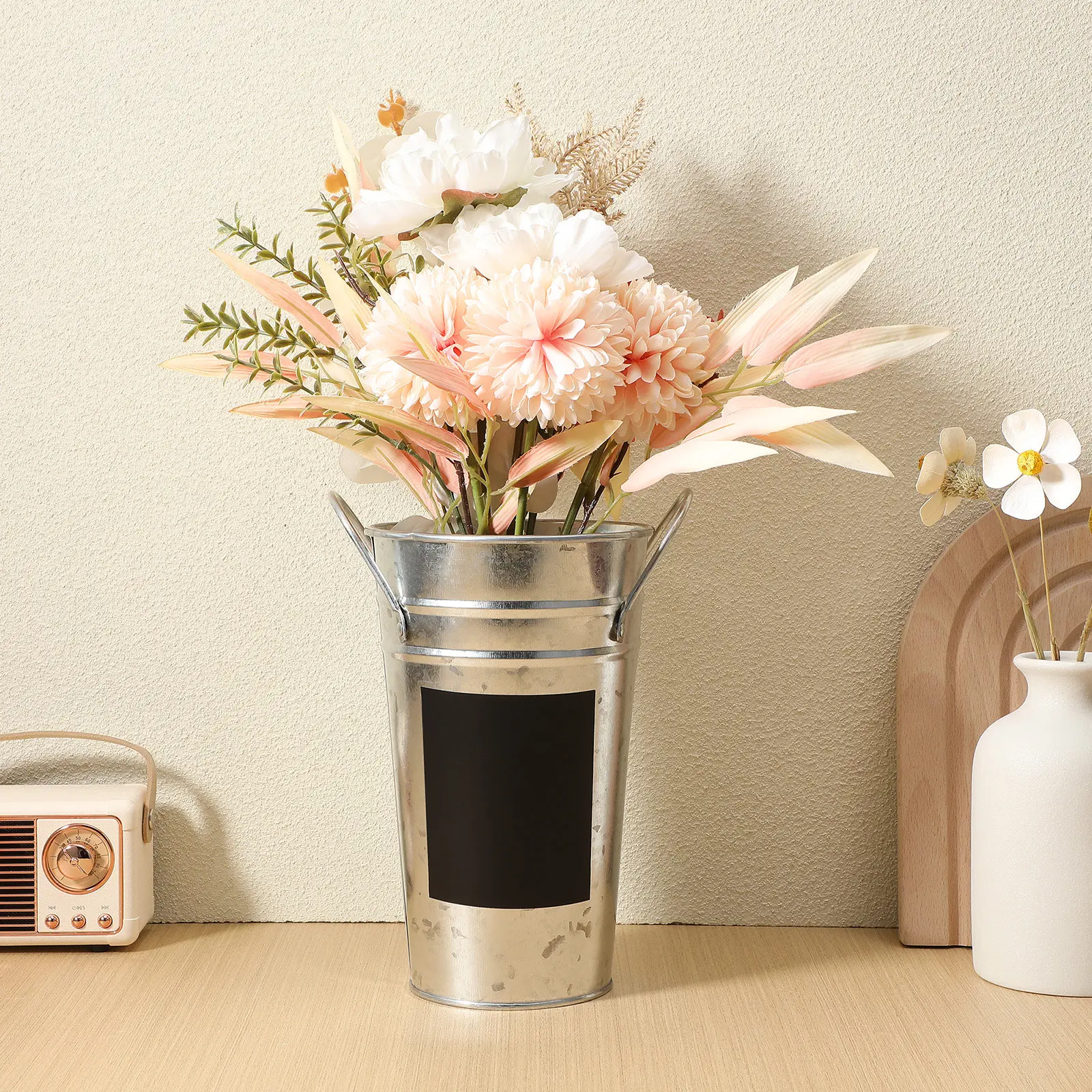 1Pcs Galvanized Iron Flower Bucket with Waterproof Blackboard Sticker Erasable Surface Hydroponics Floral Container for Shop
