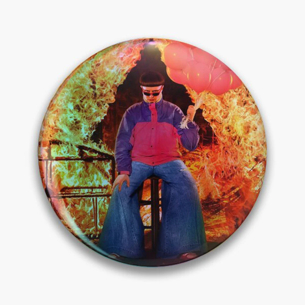 Oliver Tree Pin Holographic Star Heart Pin Brooches Laminated Button Fashion Accessory