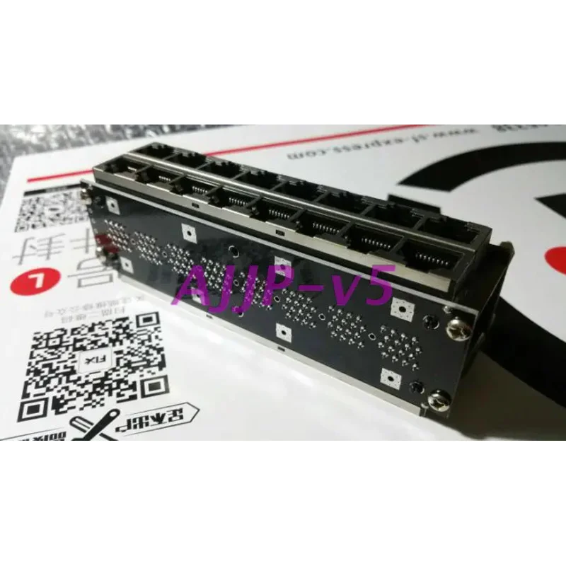 RS485 CAN MODBUS Hub Connector 32-way Interconnect Bus Serial Communication RJ45 Branch