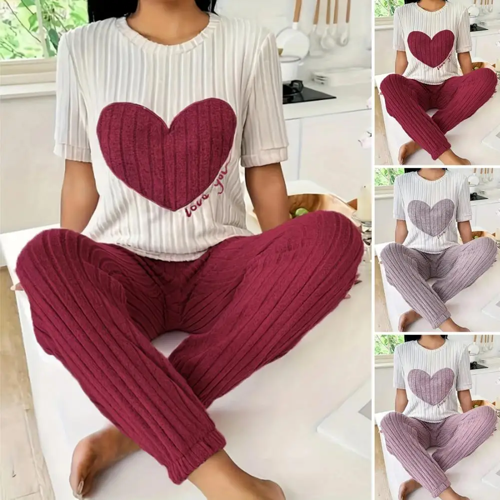 Women Pajamas Cozy Heart Patterned Women's Winter Pajama Set with Short Sleeve Top Pants 2 Piece Loungewear Set for Ladies