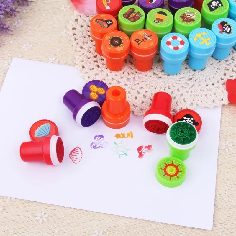 26 Pcs/Set Round Multicolor Stamp Fun Cute Child DIY Scrapbook Kids Stamp Cartoon  Scrapbooking Reward Toy