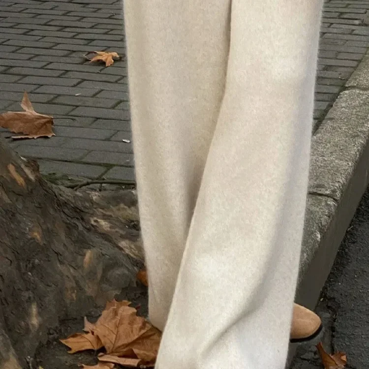 

Advanced Woolen Knitted Wide Leg Pants for Women in Autumn and Winter Lazy and Hanging Straight Leg Floor Length Pants