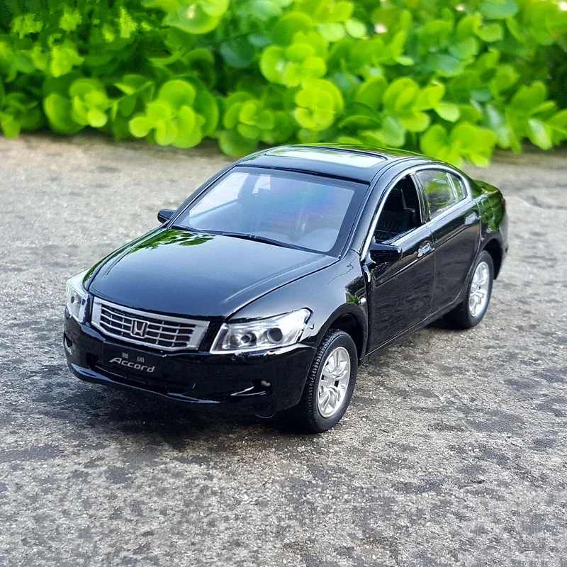 

1:32 HONDA Accord Alloy Car Model Diecast Metal Toy Vehicles Car Model Collection Sound and Light High Simulation Kids Toys Gift