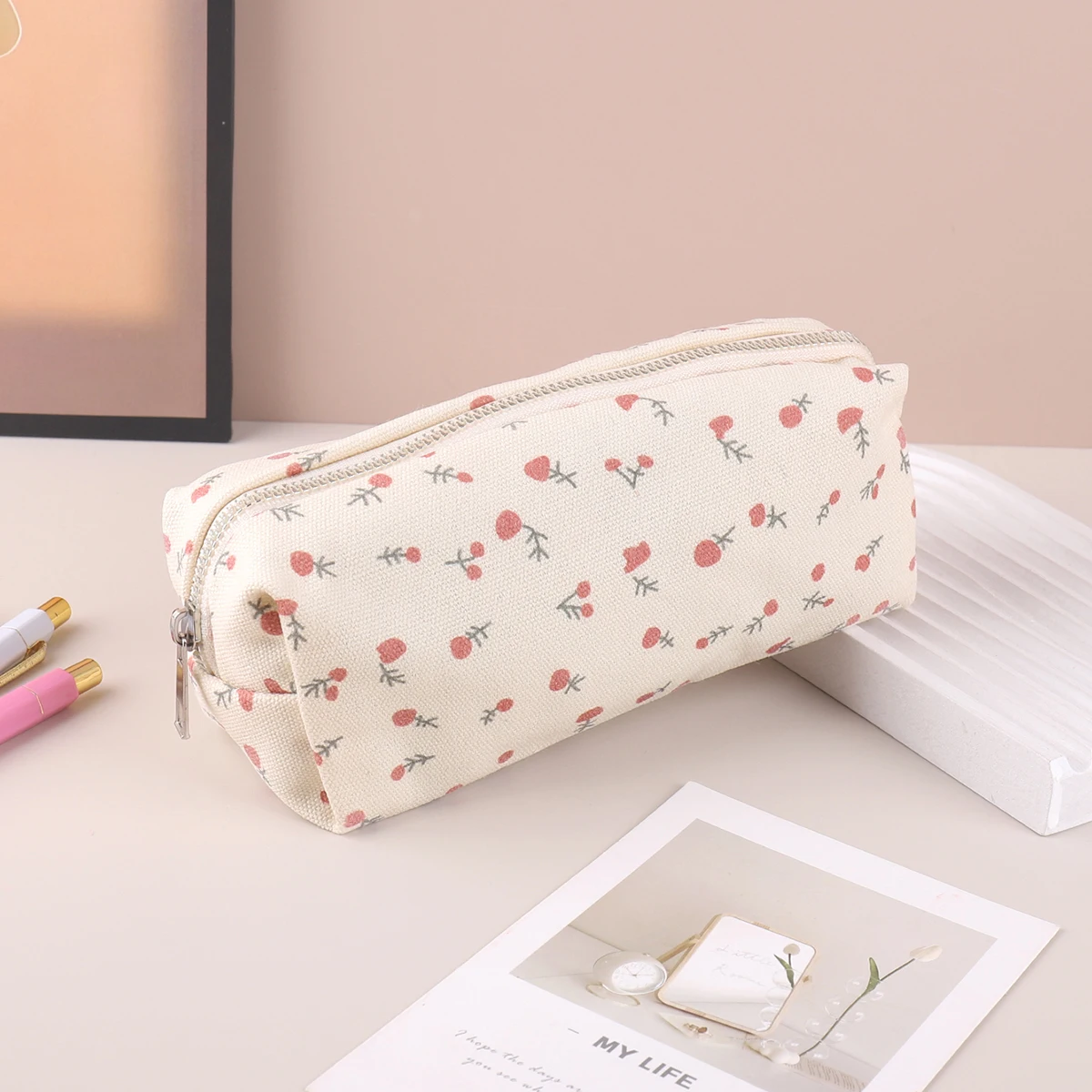 1 PC Floral Pattern Pencil Bag, Fresh Small Pattern Pencil Case and Desktop Storage Bag, Fashionable School Supplies