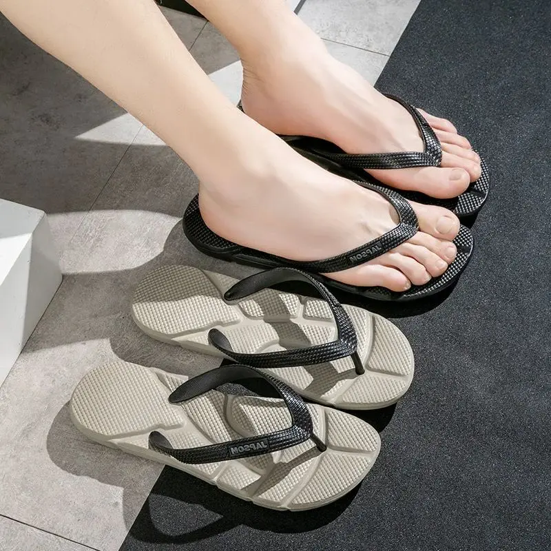 Fashion Black Massage Slippers Men Flip Flops Big Size 48 Summer Slippers For Men Casual Beach Slides Men House chanclas hombre