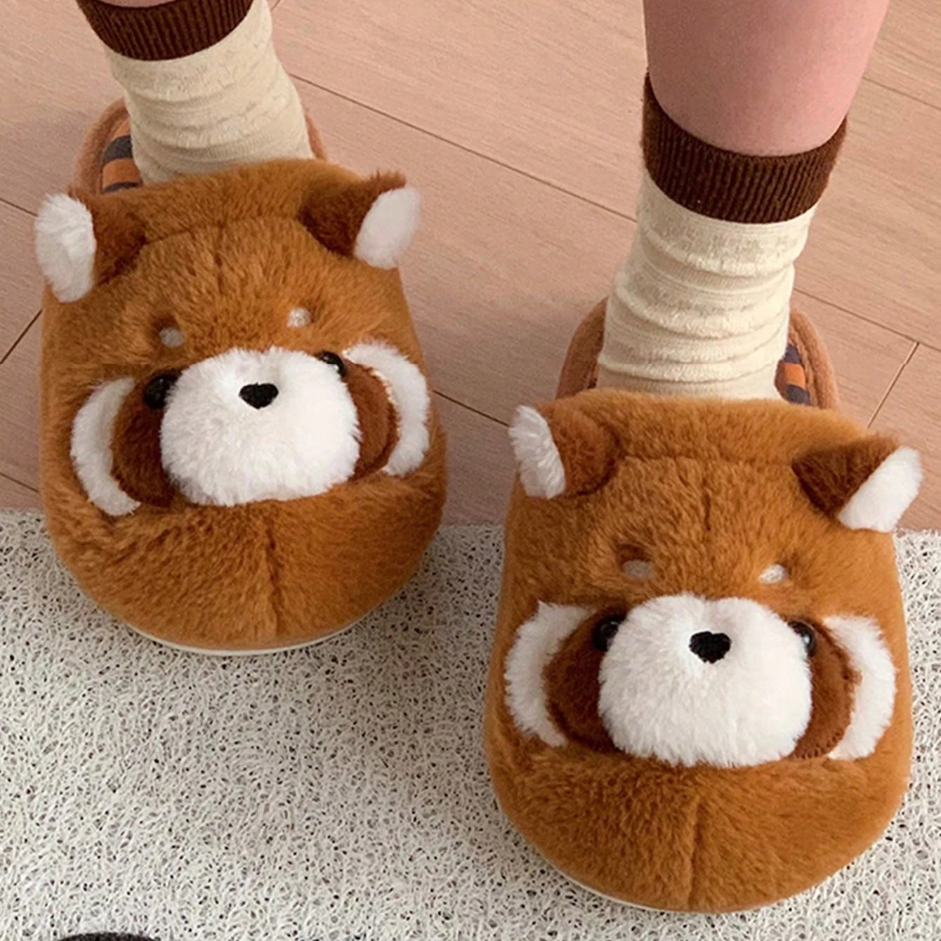 النساء منزل نِعال من الفراء عادية لطيف ثلاثية الأبعاد على شكل جميل الراكون تصميم براون الشتاء داخلي عدم الانزلاق باطن دافئة لينة مريح المنزل جديد