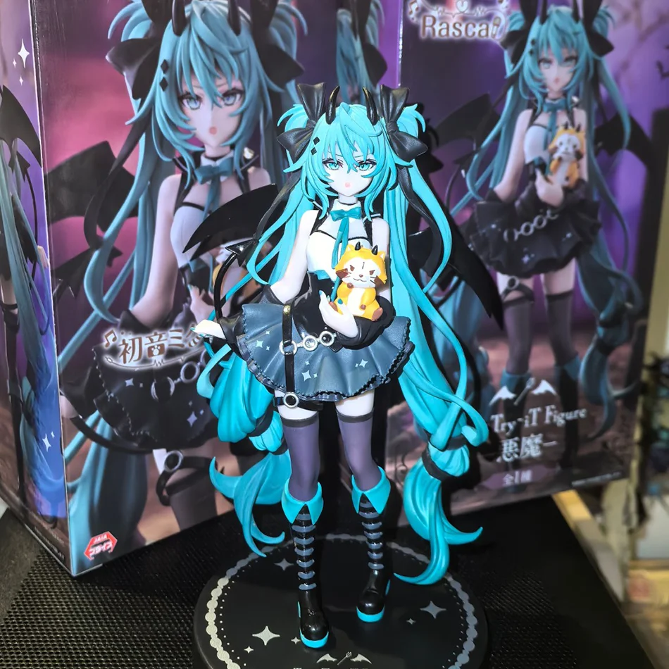Figurine Anime Hatsune Miku Petit Diable Raccoon 18CM, Modèle de Collection Périphérique Anime, Décoration, Cadeau Kawaii pour Enfants