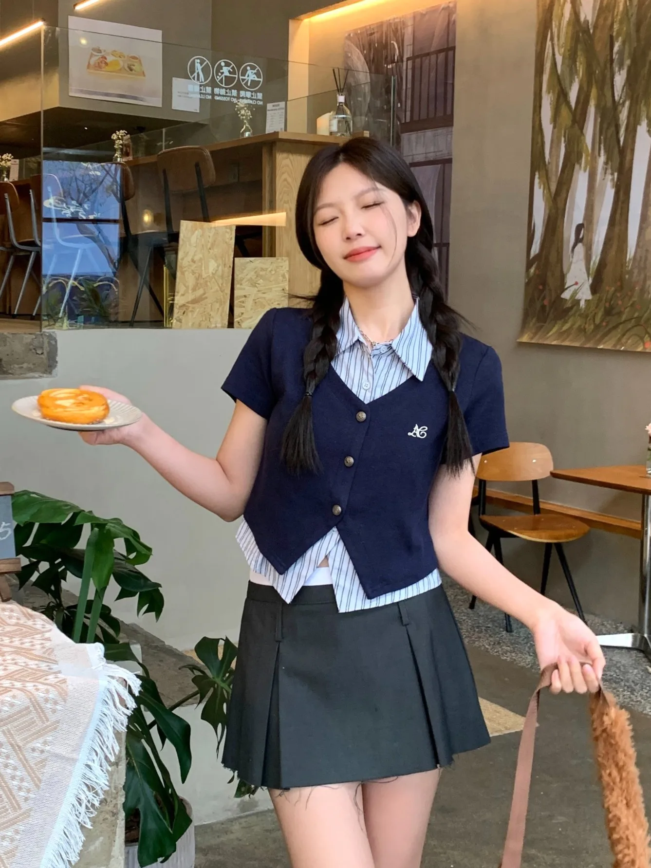 

Unique Chic plus Size Striped irt Women's Preppy Sle Spring Design Sensation Korean Version Slim Fit Button up Top