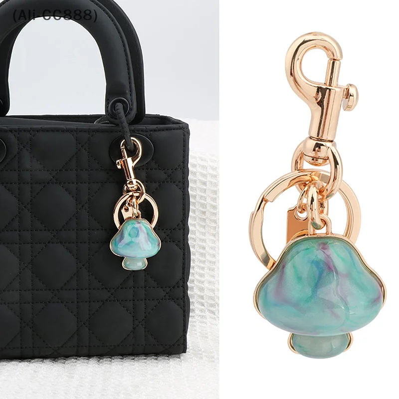 〔CC88〕Handbag Charms Bag Pendant 3D Mushroom Ornament Keychain Car Keyring Resin Alloy Exquisite Fashion Hanging Accessories