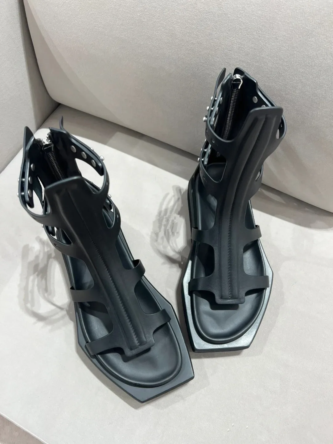 

Roman Sandals Exposed Toes Thick bottom Hollow Out Boots Rivet Belt Buckle Zipper Sandals Casual Round Toe Sandals