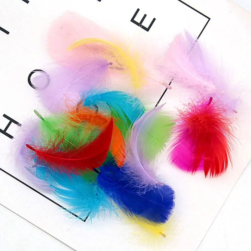 Natural Swan Feathers 4-7cm 1-2 Inch Small Floating Plumes Goose Feather Colourful Plume for Decoration Craft 100Pcs