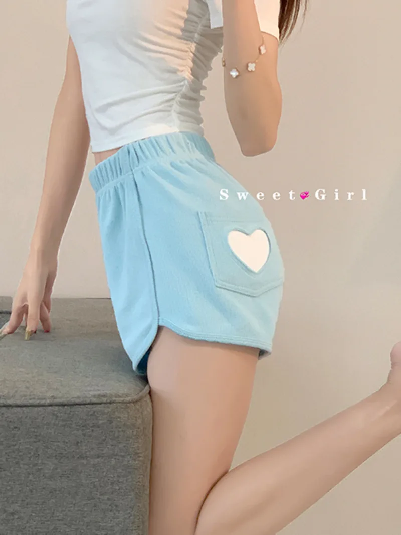 2024 Summer New Love Pocket Embroidered Contrasting Color Shorts Women Loose Elastic High Waist Bonded Leisure Home Shorts HNEA