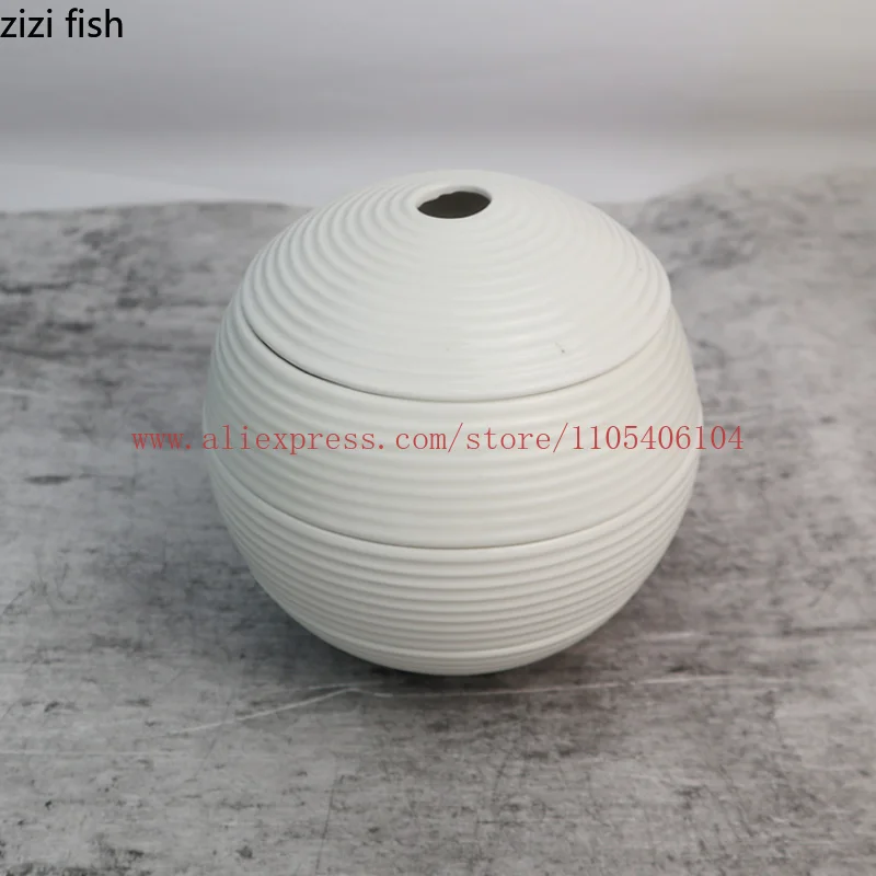 Cuisine French food High-end hotel restaurant Club tableware plate Ceramic spherical creative dish plate 4 layers