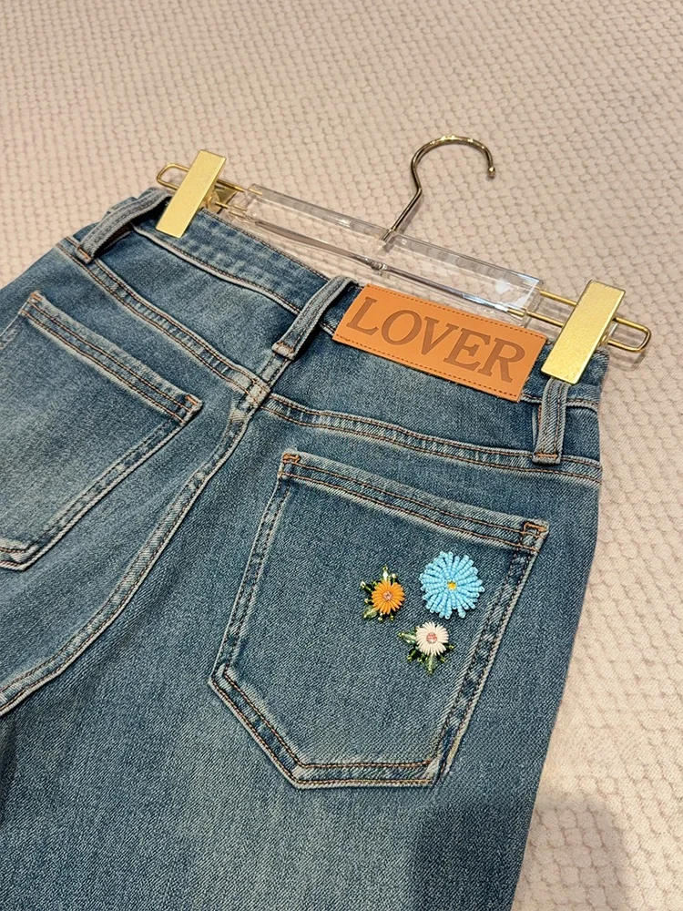 

Floral Embroidered Straight Leg High Waist Cotton Jeans Women's Premium Denim High Quali Chinese Manufacturer