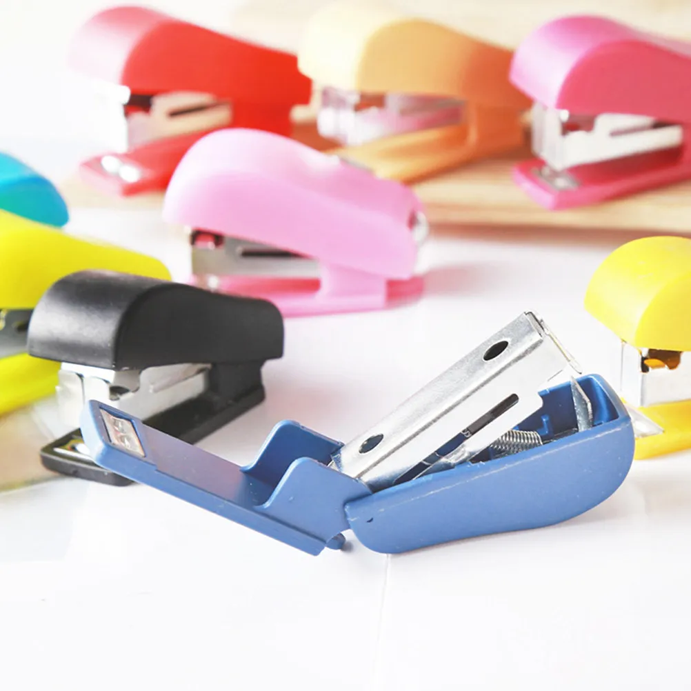 24Pcs Mini Desktop Stapler Plastic Metal Portable Lightweight Compact Office Home School Stapler Random Colors