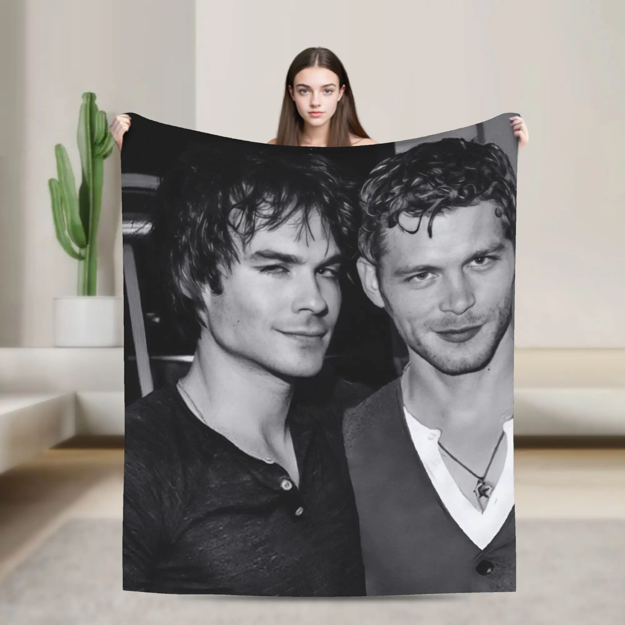 The Vampire Diaries Damon Salvatore TV Series Warm Soft Blankets  Plush Throw Blanket Bedroom Flannel Bedspread Sofa Bed Cover